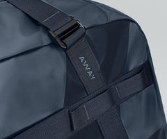 Active Duffle 55L in Navy Blue