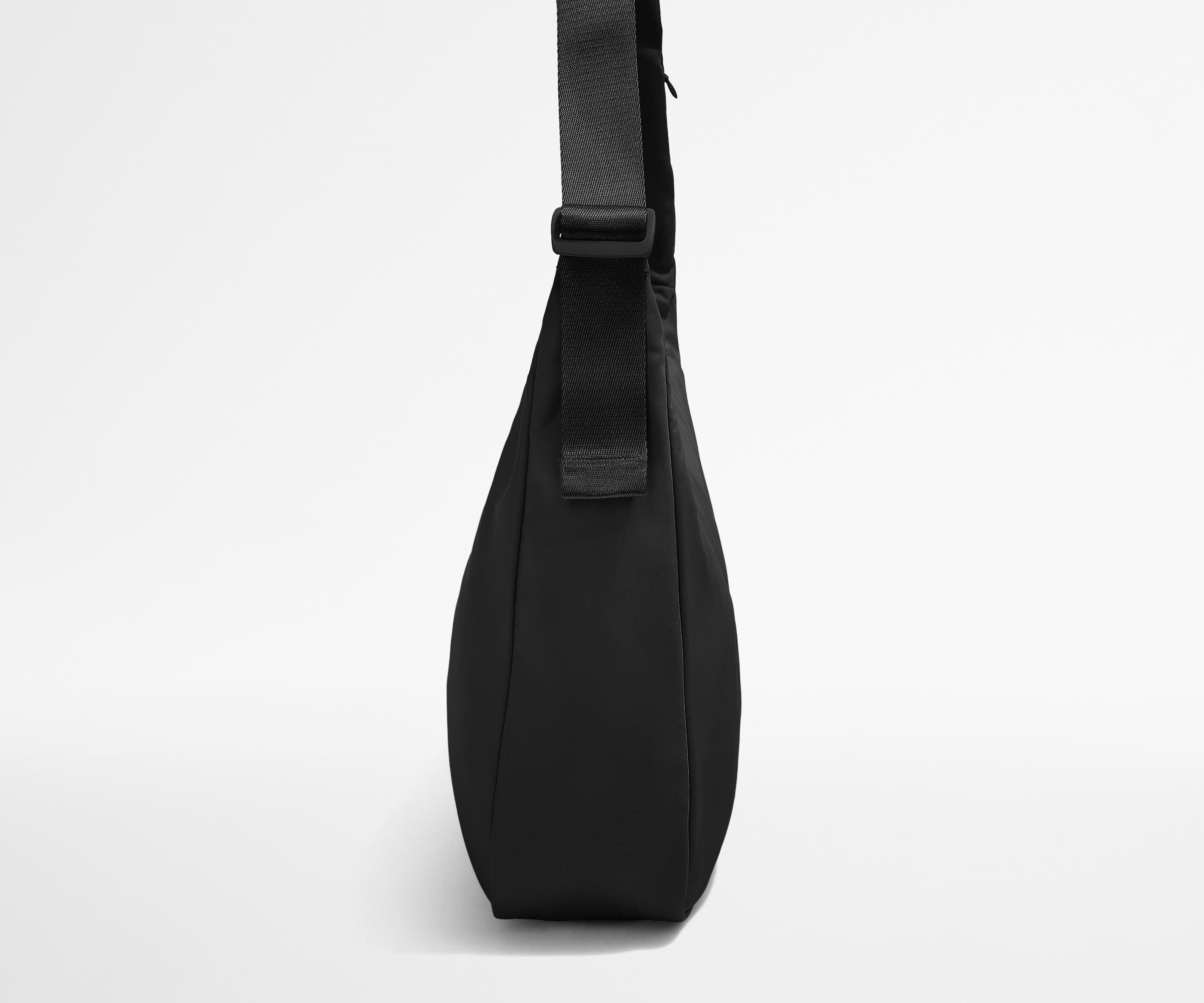 Featherlight Crossbody in Jet Black