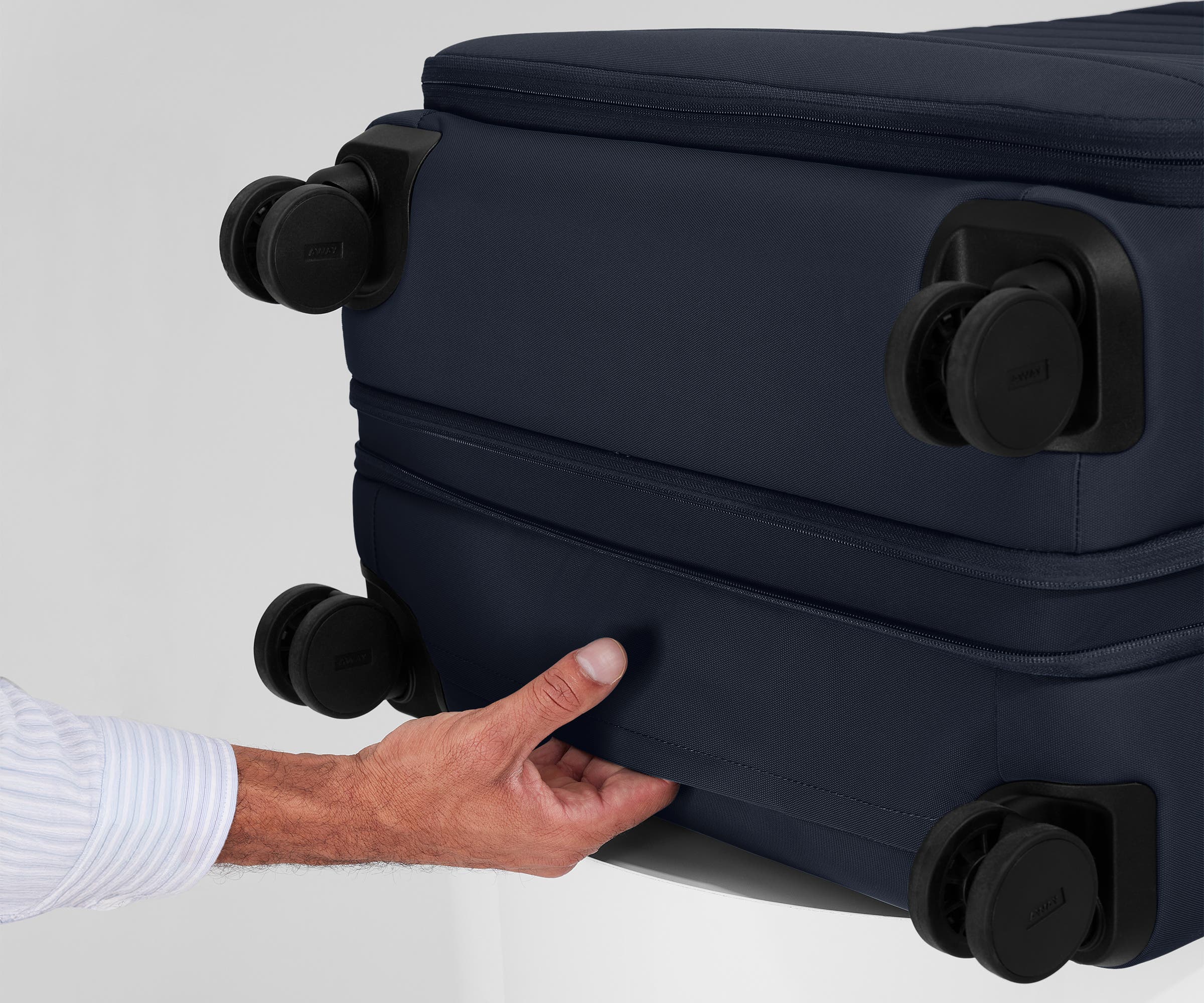 Softside Large in Navy Blue
