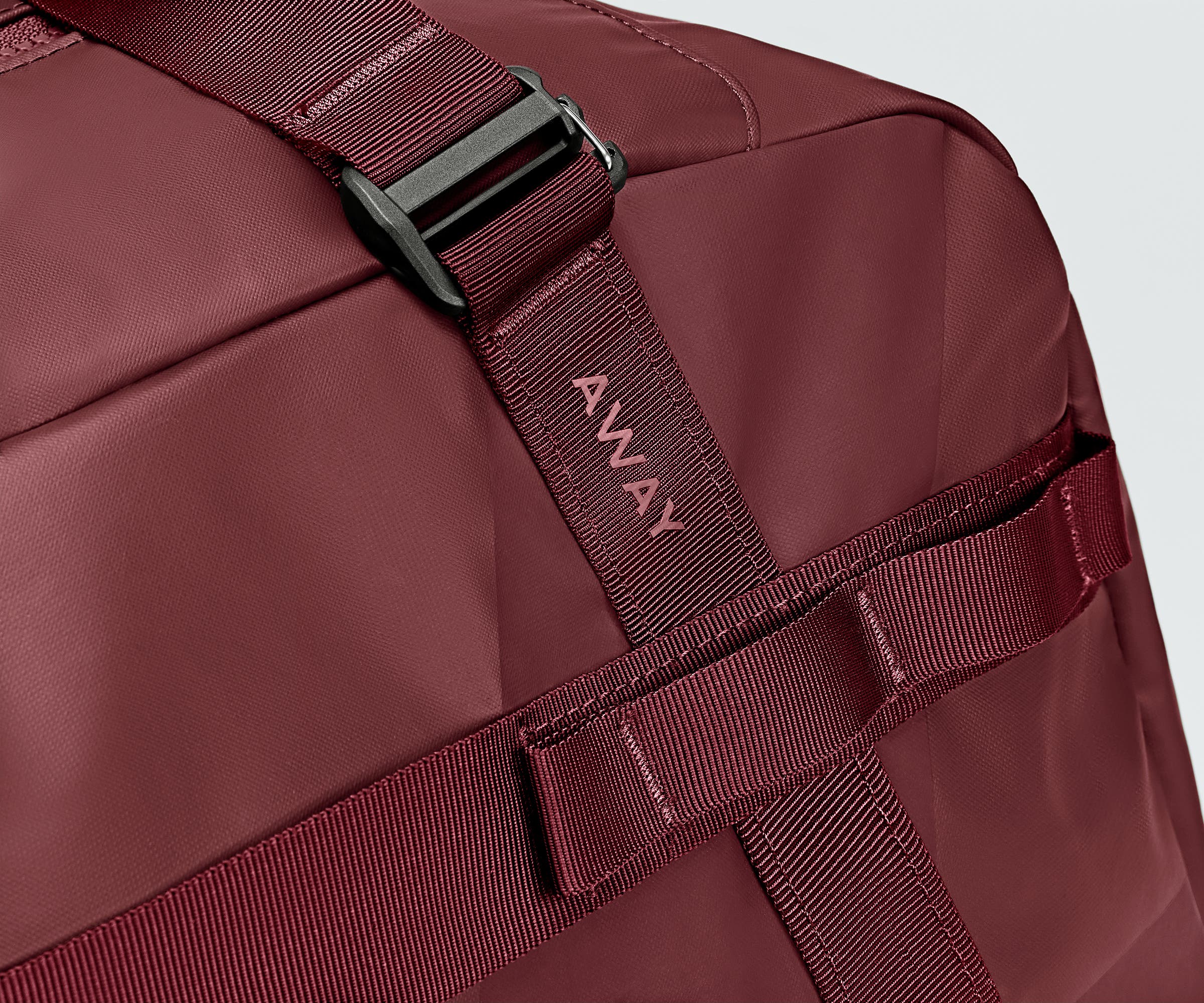 Active Duffle 55L in Burgundy Red