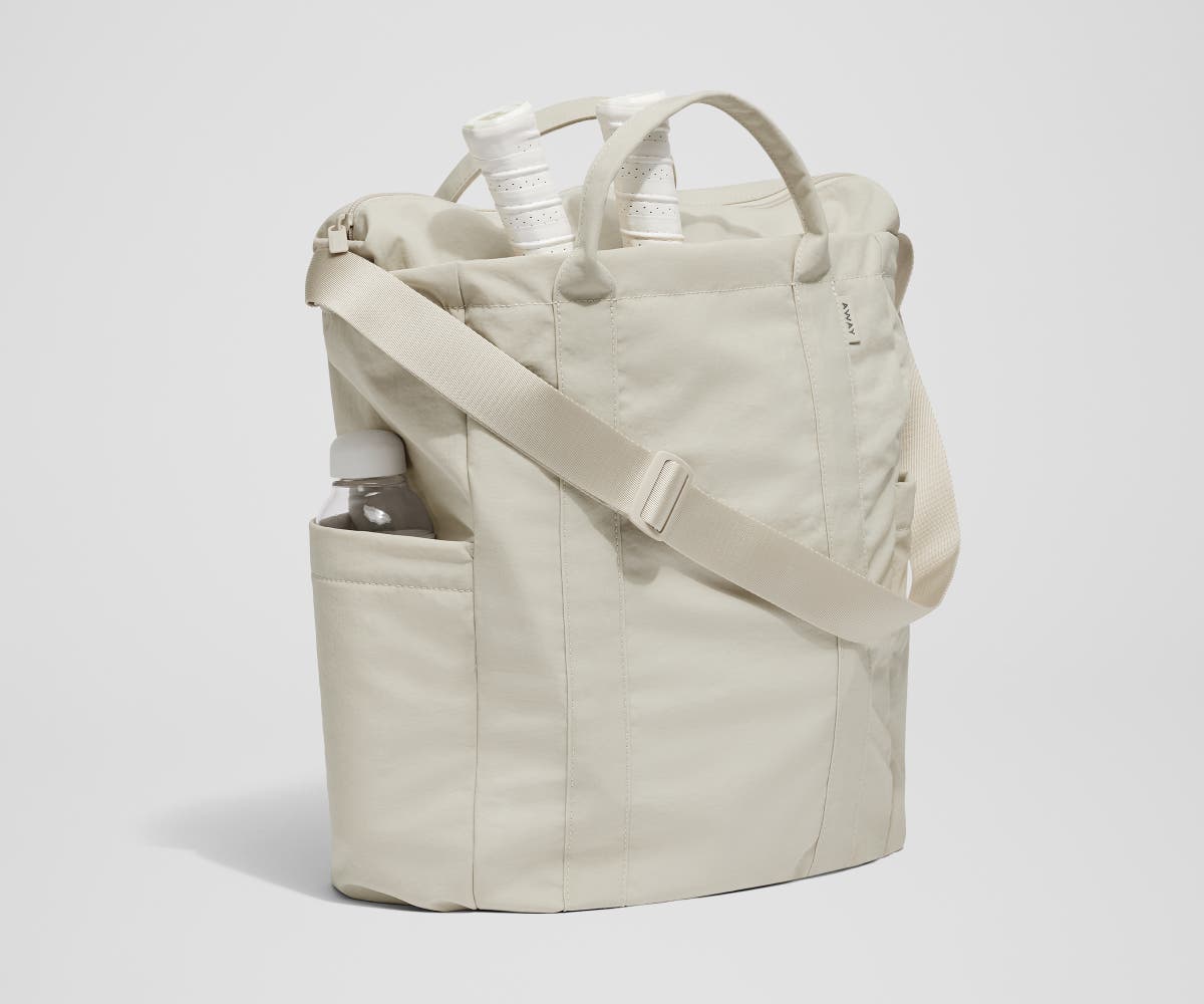 Courtside Tote in Salt White Textured Nylon