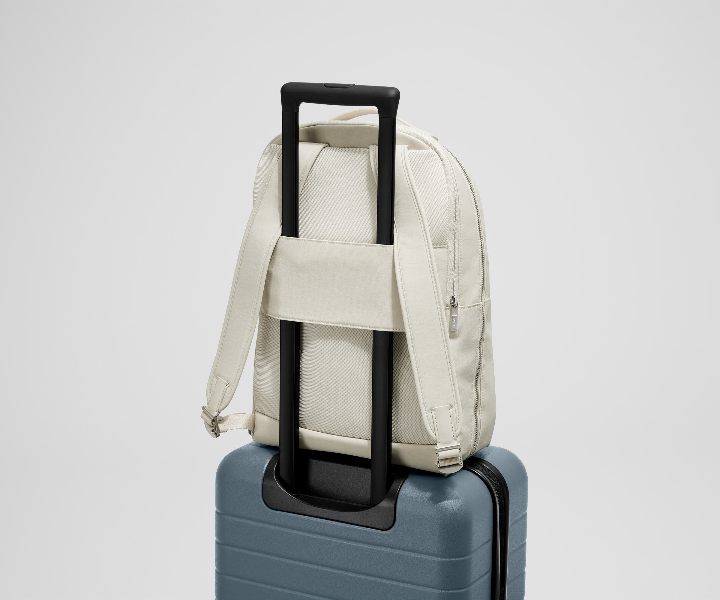 The Everywhere Zip Backpack in Salt White Textured Nylon
