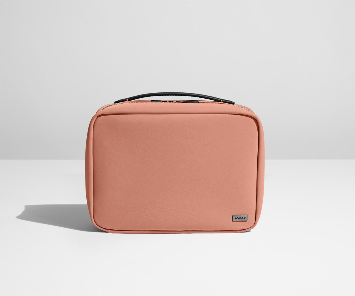 The Hanging Toiletry Bag