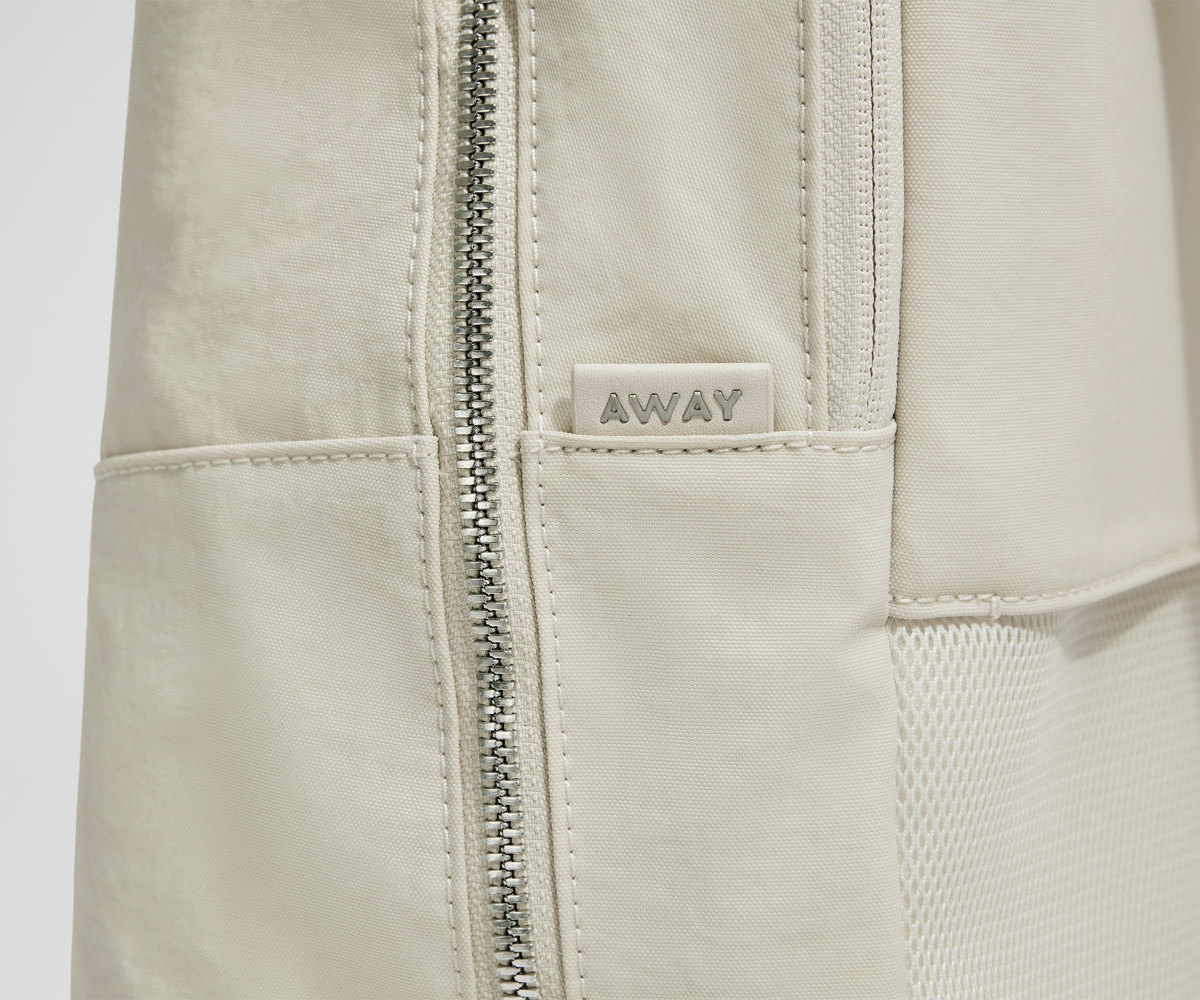 The Everywhere Zip Backpack in Salt White Textured Nylon