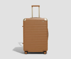 The Aluminum Edge Medium in Cognac Brown