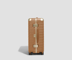 The Aluminum Edge Medium in Cognac Brown