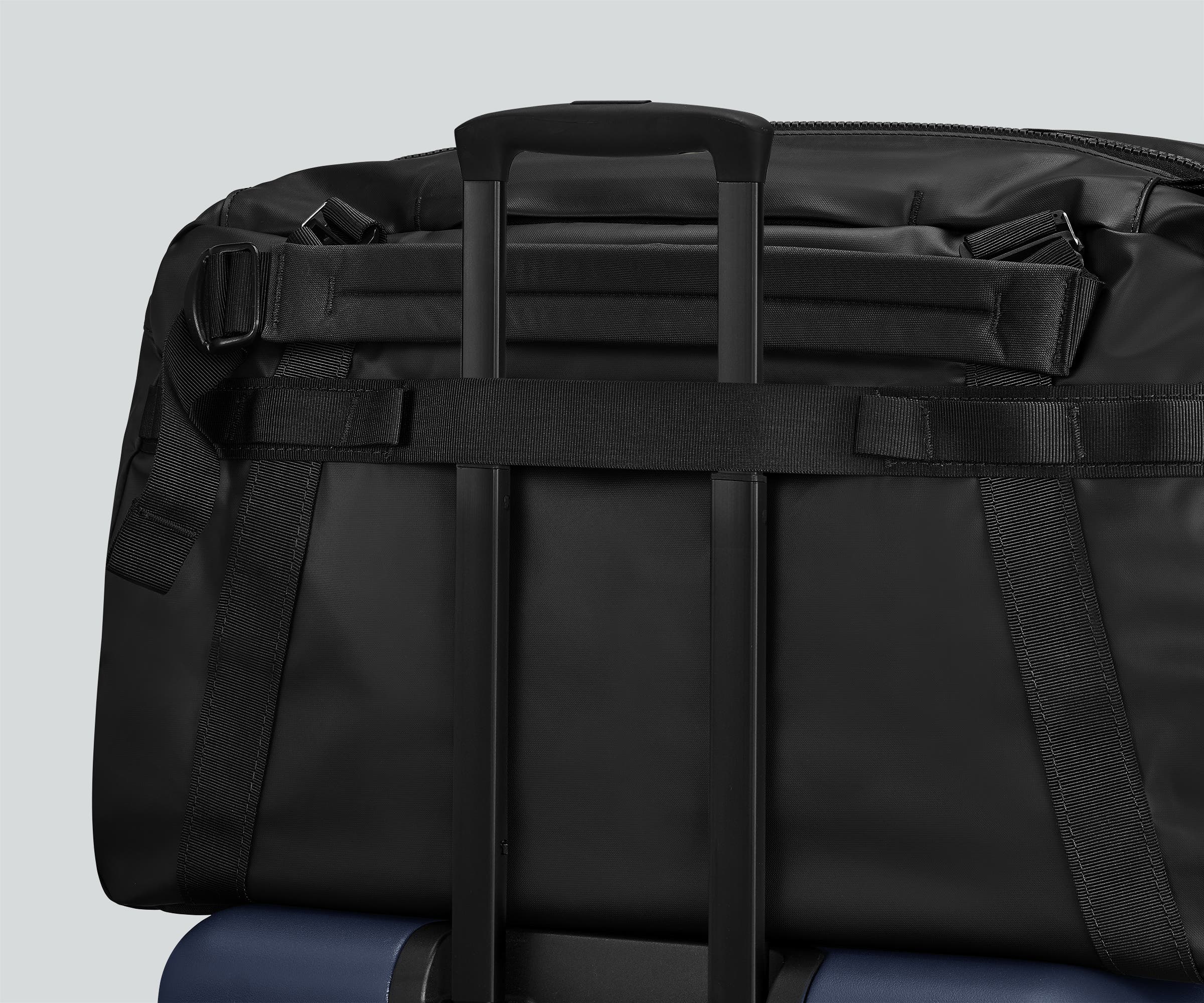 Active Duffle 55L in Jet Black