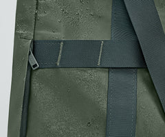 Active Tote 45L in Forest Green
