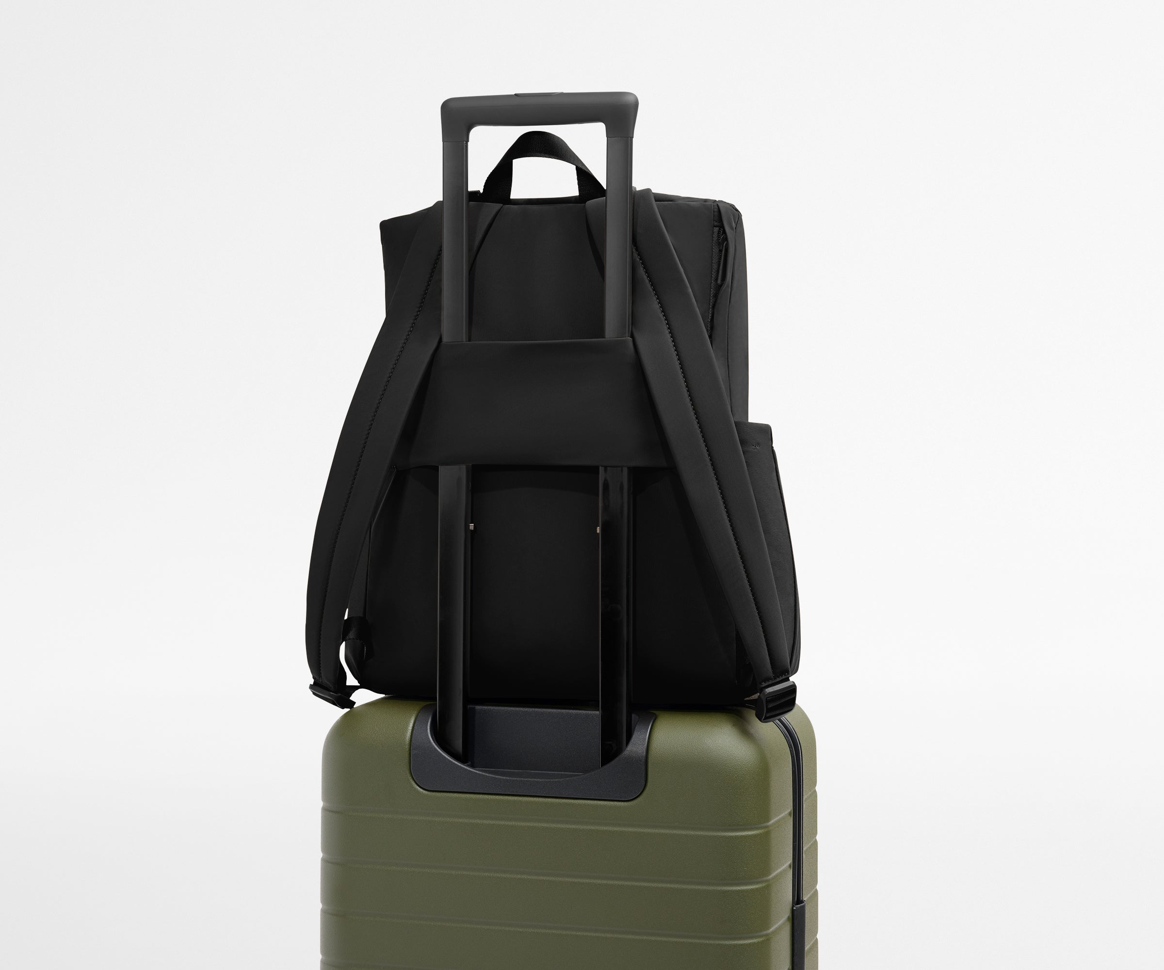 Featherlight Diaper Backpack in Jet Black