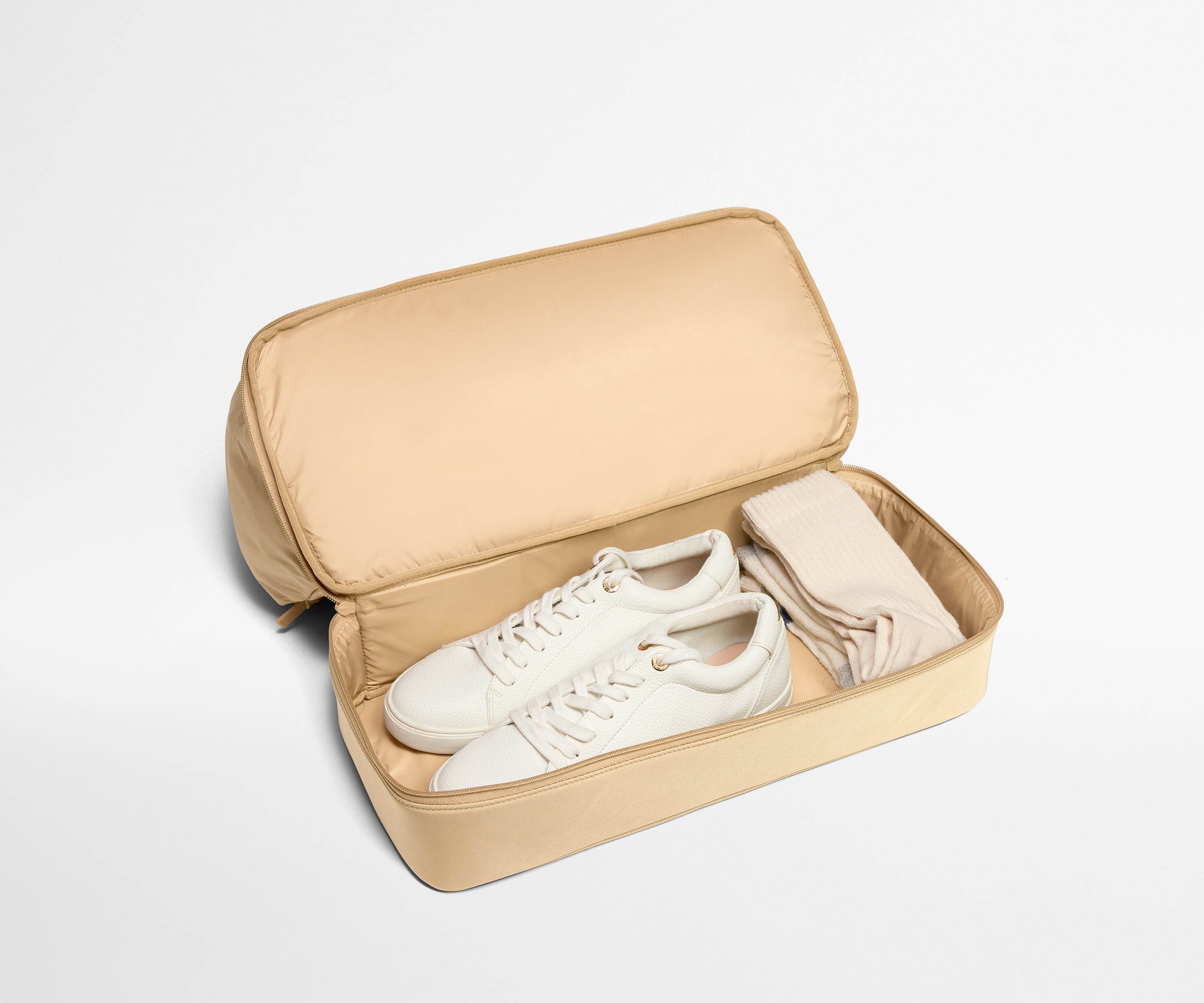Featherlight Overnight Bag in Camel Brown