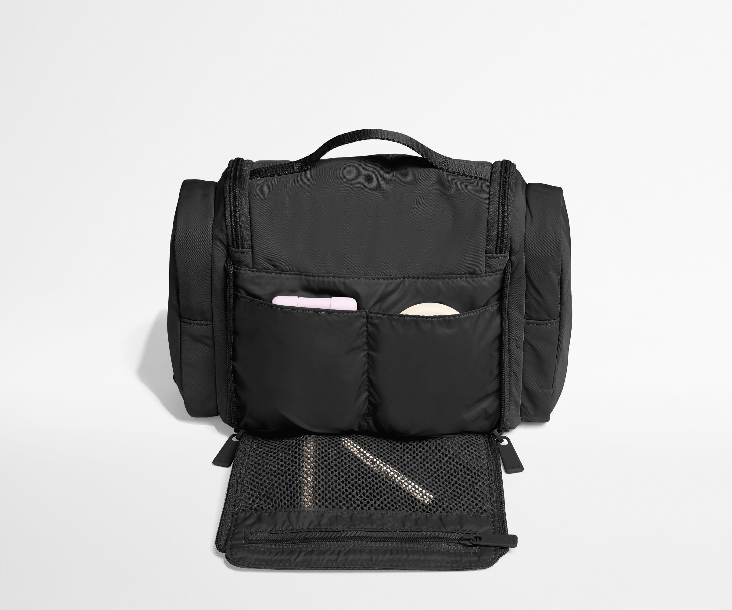 Featherlight Hanging Travel Vanity in Jet Black