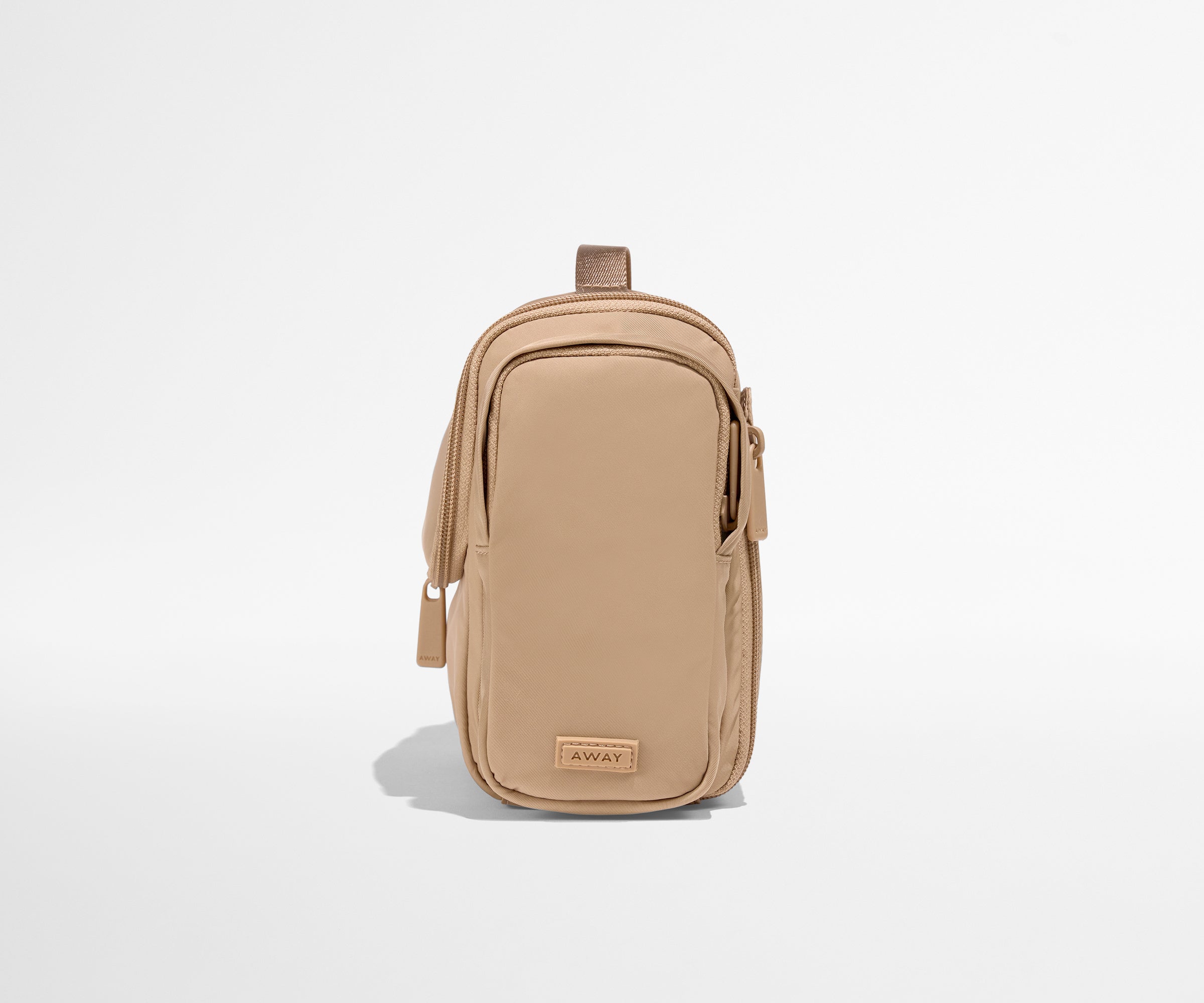 Featherlight Hanging Travel Vanity in Camel Brown