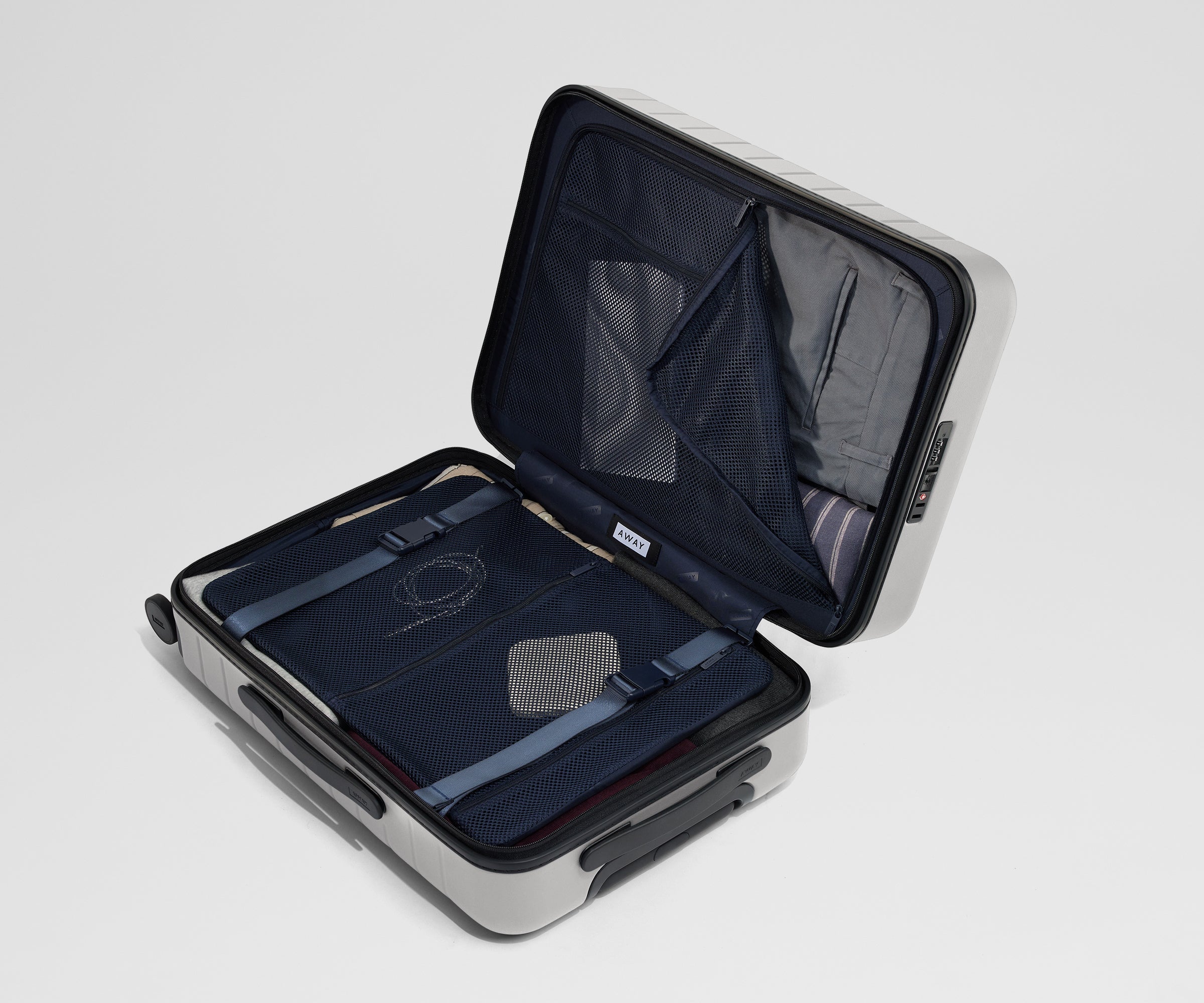 The Executive Bigger Carry-On in Cloud Gray