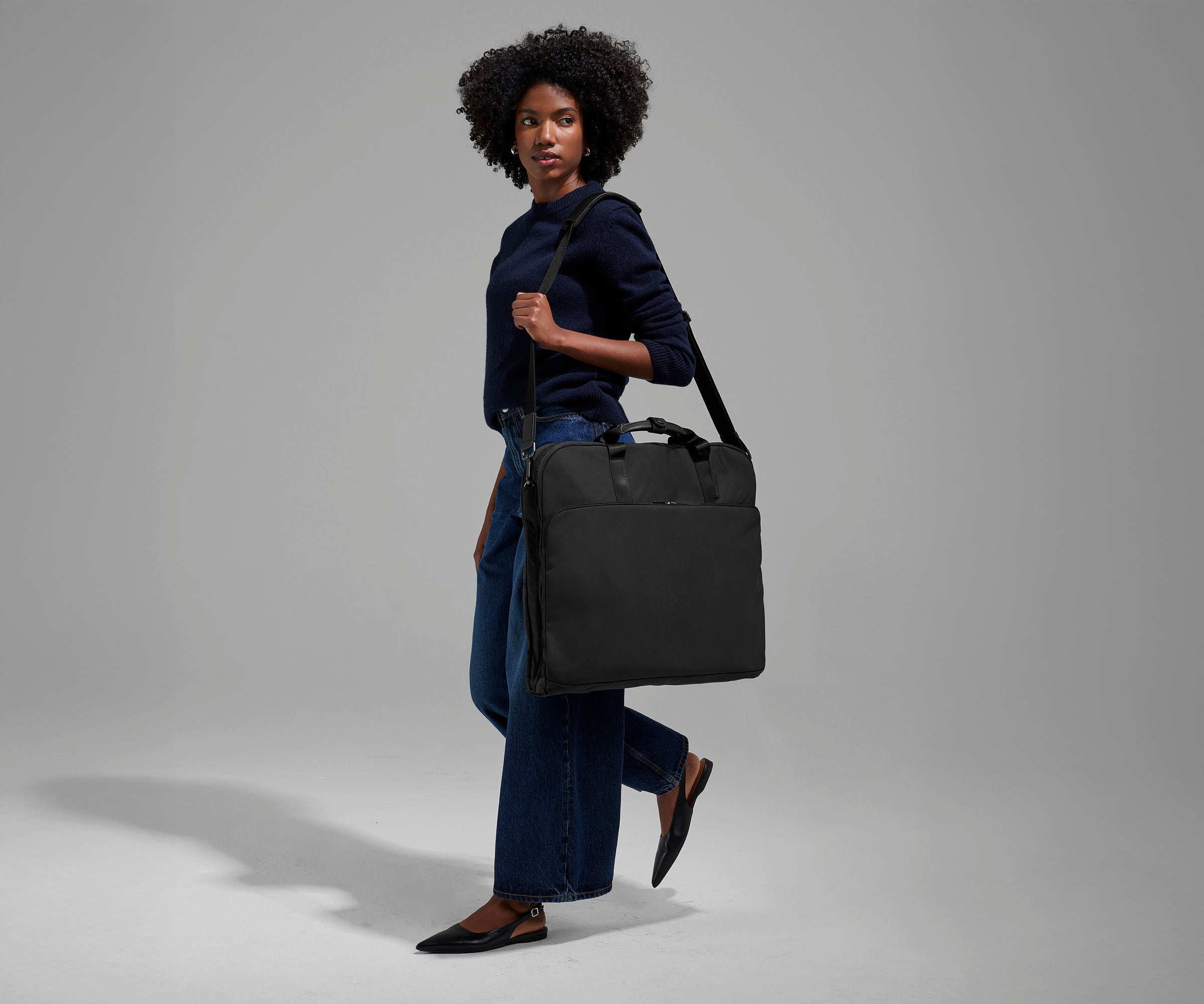 Garment Bag in Jet Black