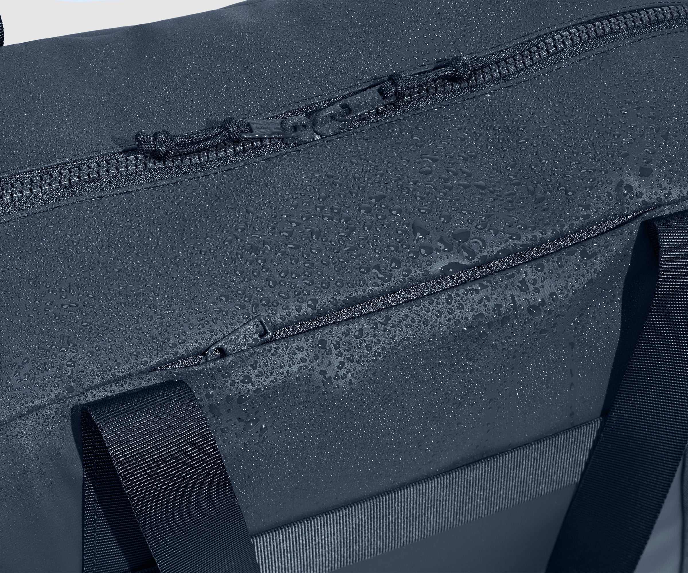 Active Duffle 40L in Navy Blue