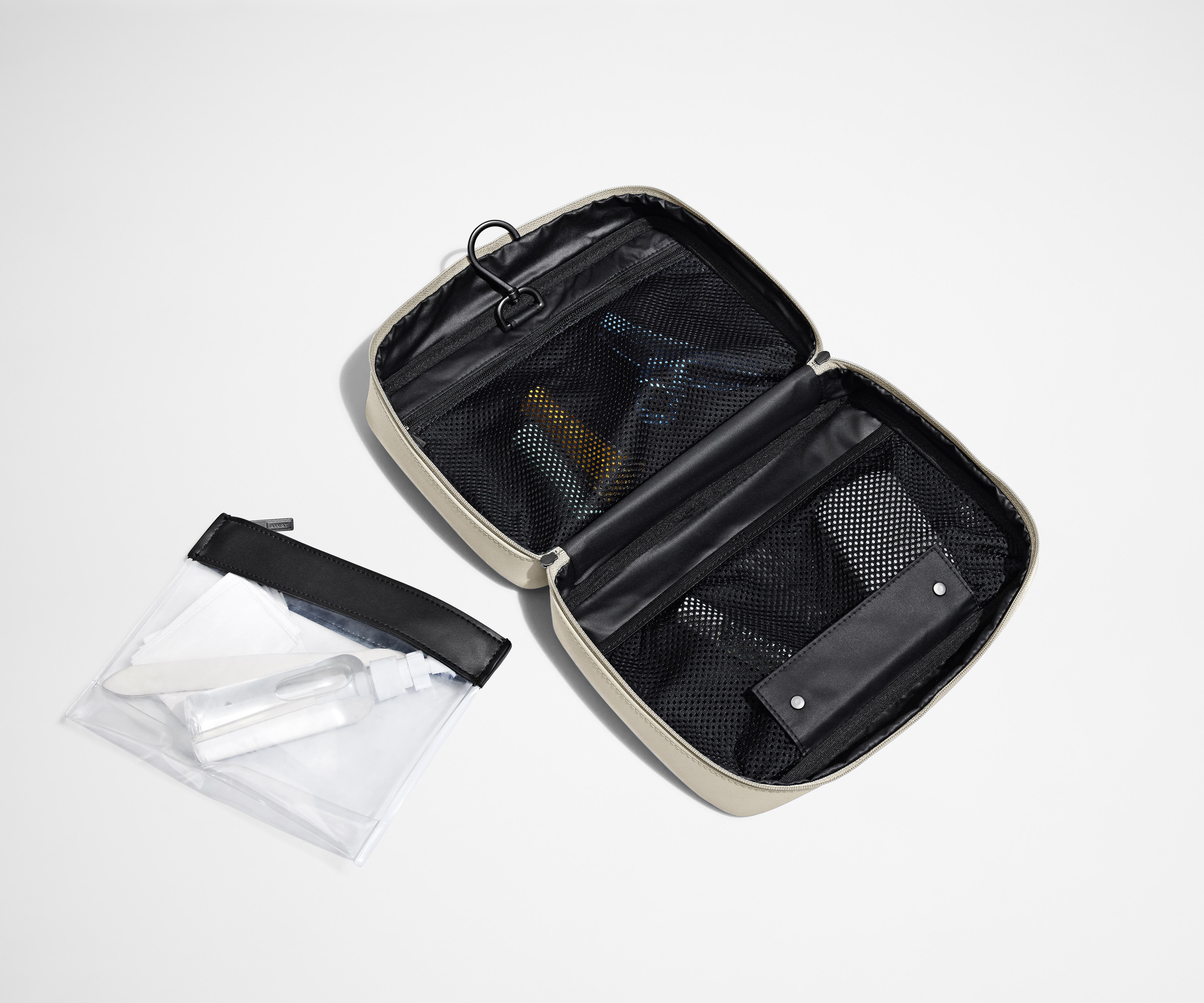 The Hanging Toiletry Bag in Salt White