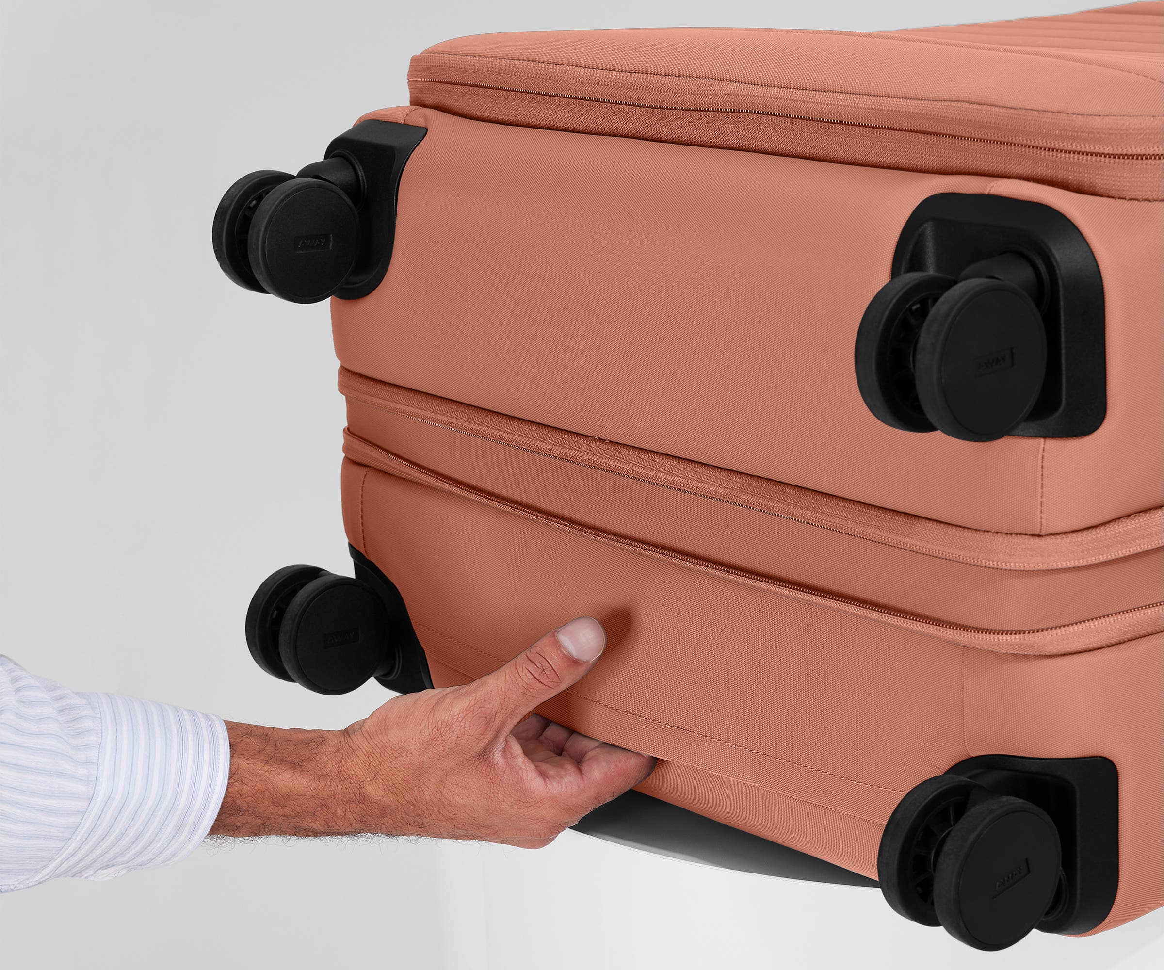 Softside Large in Clay Pink