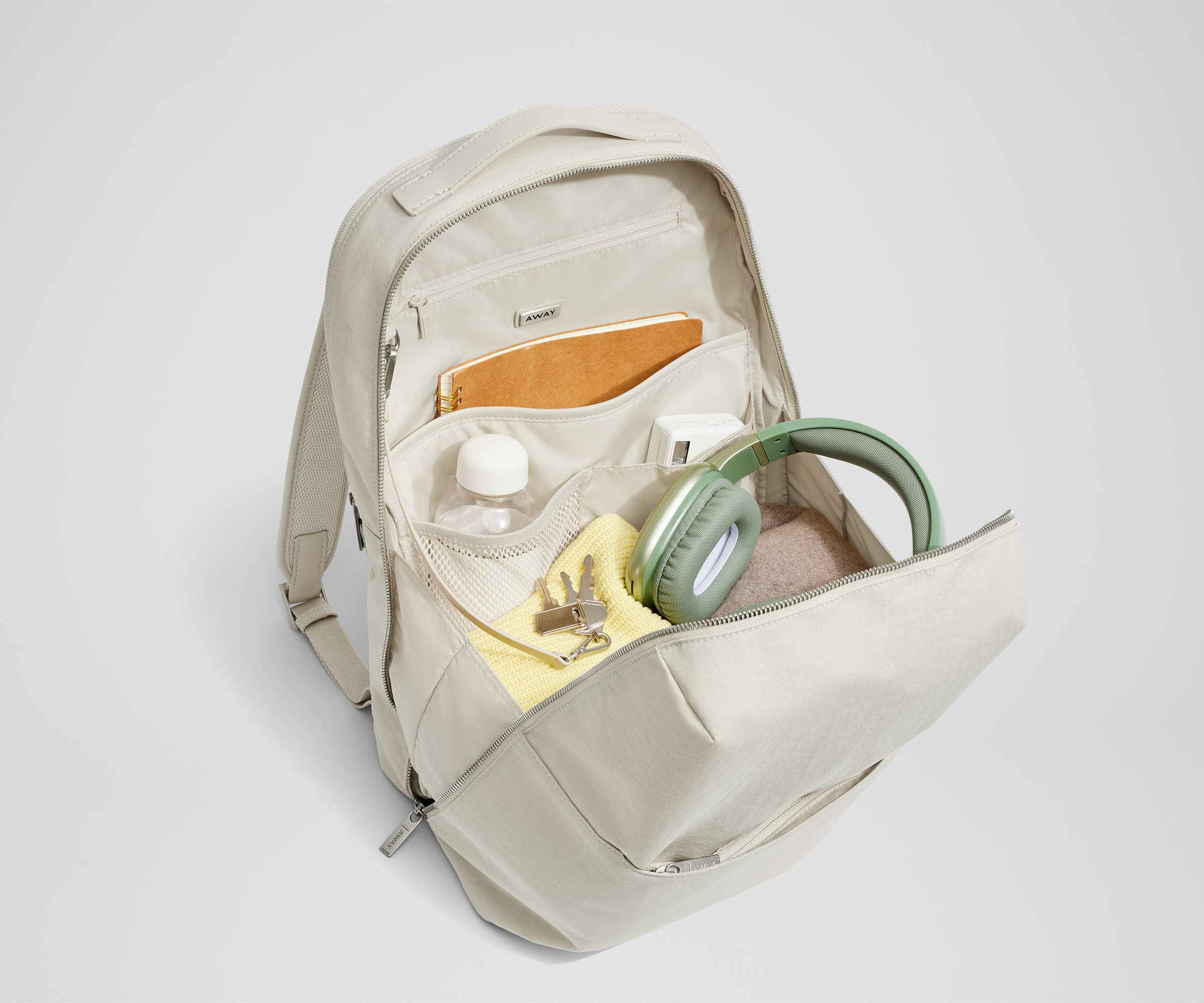 The Everywhere Zip Backpack in Salt White Textured Nylon